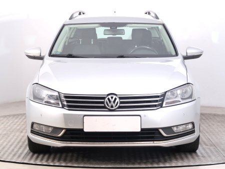Volkswagen Passat, 2014 - pohled č. 2