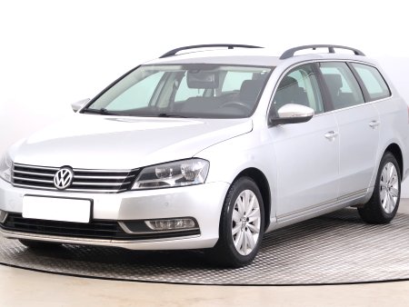 Volkswagen Passat, 2014 - pohled č. 3