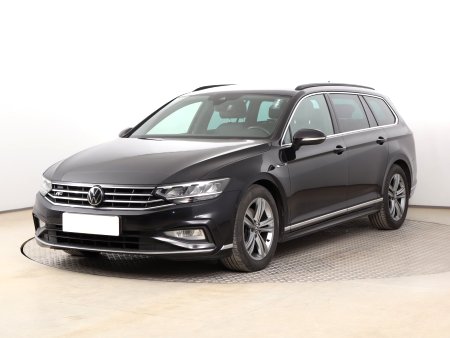 Volkswagen Passat, 2021 - pohled č. 3