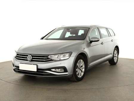 Volkswagen Passat, 2020 - pohled č. 3