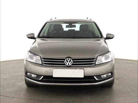 Volkswagen Passat, 2014 - pohled č. 2