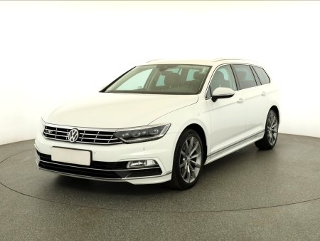 Volkswagen Passat, 2018 - pohled č. 3