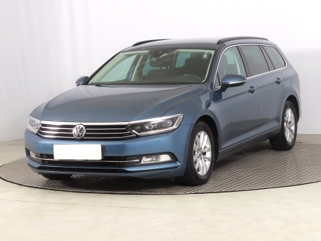 Volkswagen Passat, 2018 - pohled č. 3