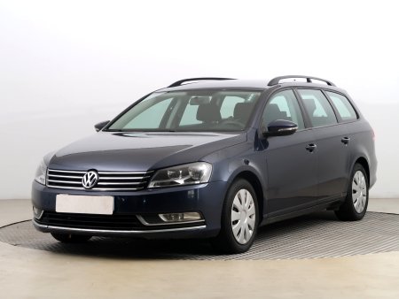 Volkswagen Passat, 2012 - pohled č. 3
