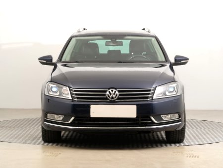 Volkswagen Passat, 2012 - pohled č. 2