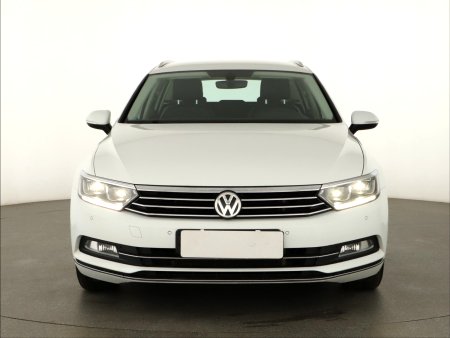 Volkswagen Passat, 2017 - pohled č. 2