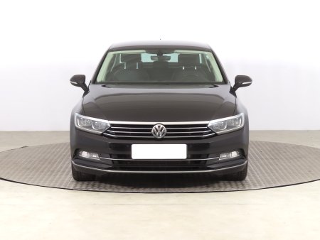 Volkswagen Passat, 2017 - pohled č. 2