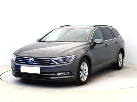 Volkswagen Passat, 2015 - pohled č. 3