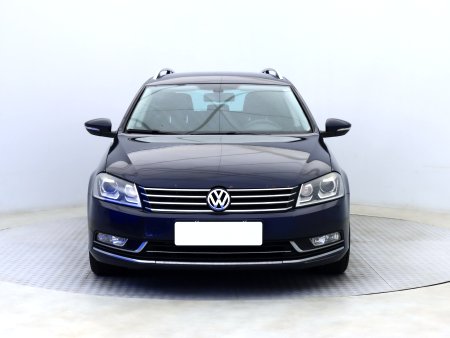 Volkswagen Passat, 2011 - pohled č. 2