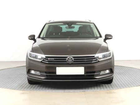 Volkswagen Passat, 2016 - pohled č. 2