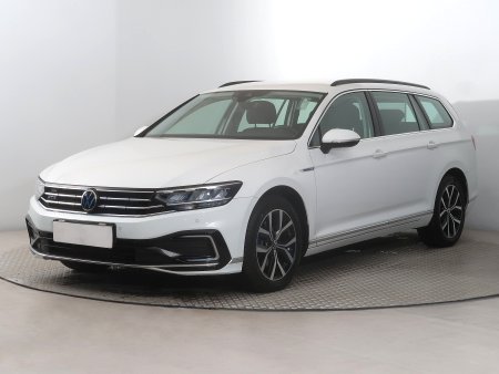 Volkswagen Passat, 2020 - pohled č. 3