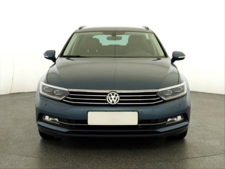 Volkswagen Passat, 2016 - pohled č. 2