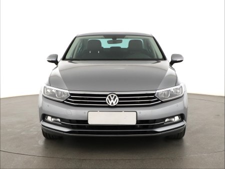 Volkswagen Passat, 2017 - pohled č. 2
