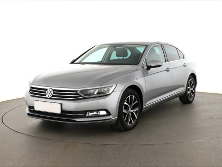 Volkswagen Passat, 2017 - pohled č. 3