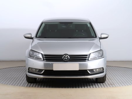 Volkswagen Passat, 2014 - pohled č. 2