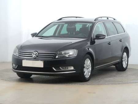 Volkswagen Passat, 2011 - pohled č. 3