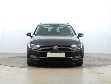 Volkswagen Passat, 2017 - pohled č. 2