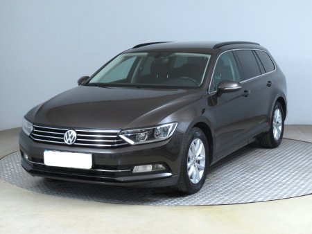 Volkswagen Passat, 2015 - pohled č. 3