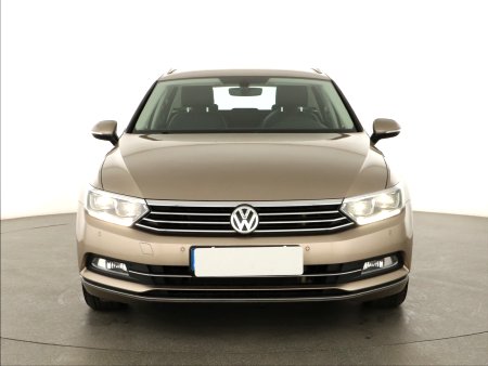 Volkswagen Passat, 2016 - pohled č. 2