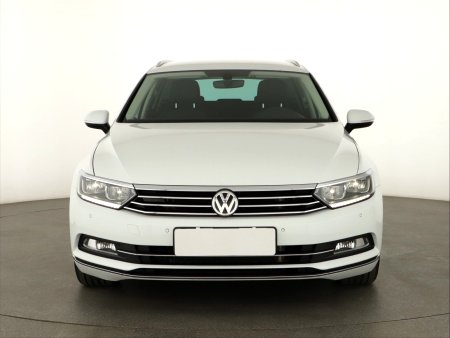 Volkswagen Passat, 2017 - pohled č. 2