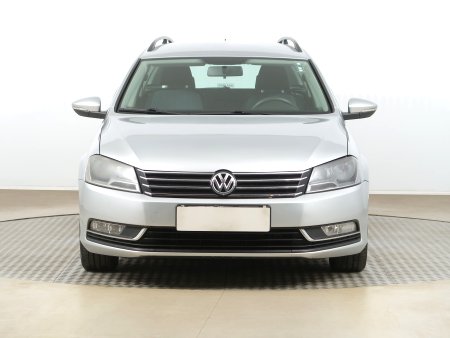 Volkswagen Passat, 2015 - pohled č. 2
