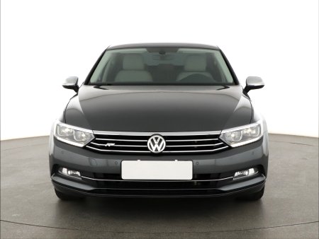 Volkswagen Passat, 2017 - pohled č. 2