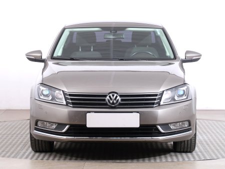 Volkswagen Passat, 2014 - pohled č. 2