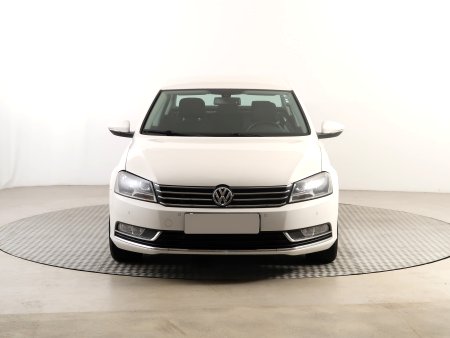 Volkswagen Passat, 2014 - pohled č. 2