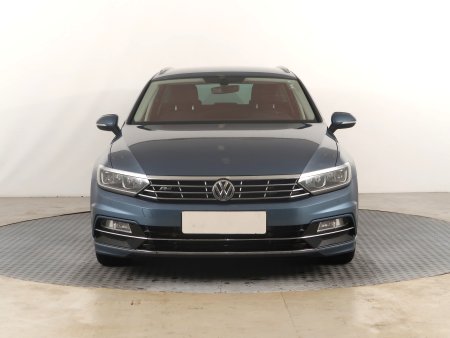 Volkswagen Passat, 2016 - pohled č. 2