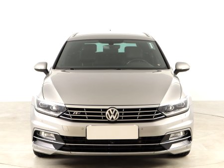 Volkswagen Passat, 2016 - pohled č. 2