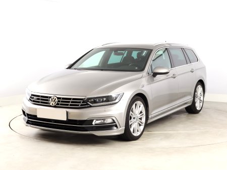Volkswagen Passat, 2016 - pohled č. 3