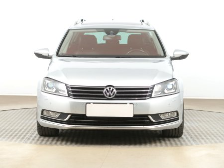 Volkswagen Passat, 2013 - pohled č. 2