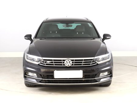 Volkswagen Passat, 2019 - pohled č. 2