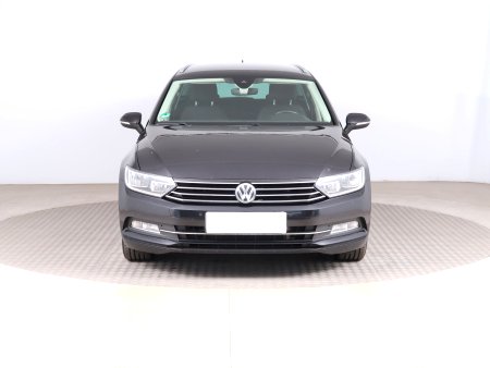 Volkswagen Passat, 2015 - pohled č. 2