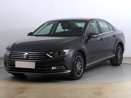 Volkswagen Passat, 2017 - pohled č. 3