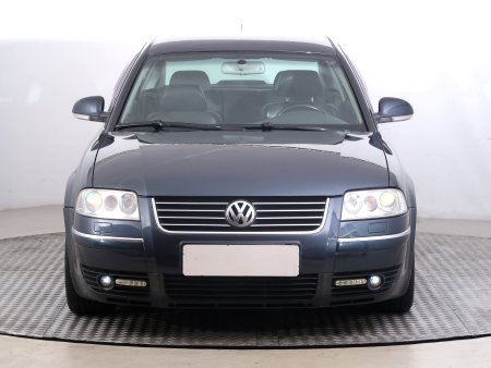 Volkswagen Passat, 2004 - pohled č. 2