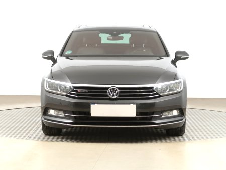 Volkswagen Passat, 2018 - pohled č. 2