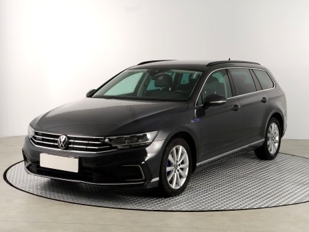 Volkswagen Passat, 2020 - pohled č. 3