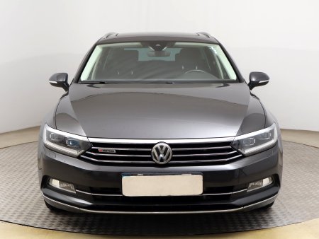 Volkswagen Passat, 2015 - pohled č. 2