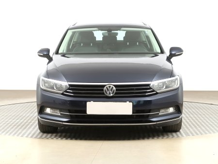 Volkswagen Passat, 2015 - pohled č. 2