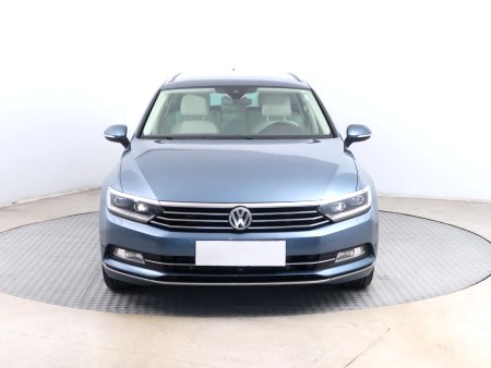 Volkswagen Passat, 2018 - pohled č. 2
