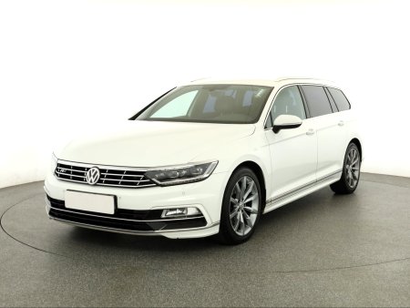 Volkswagen Passat, 2017 - pohled č. 3