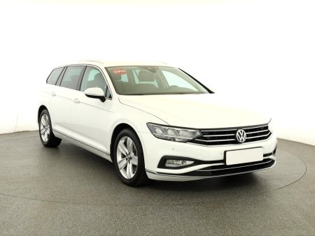 Volkswagen Passat, 2020