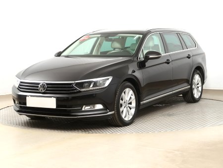 Volkswagen Passat, 2017 - pohled č. 3