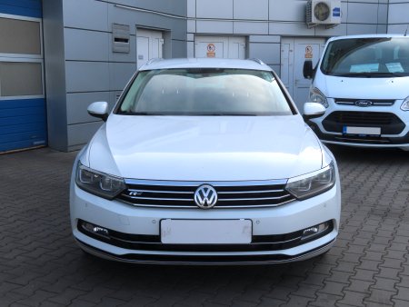Volkswagen Passat, 2015 - pohled č. 2