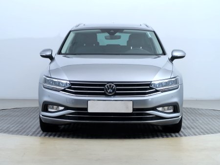 Volkswagen Passat, 2020 - pohled č. 2