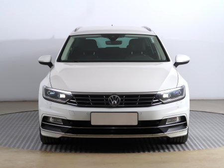 Volkswagen Passat, 2019 - pohled č. 2