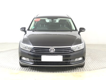 Volkswagen Passat, 2016 - pohled č. 2