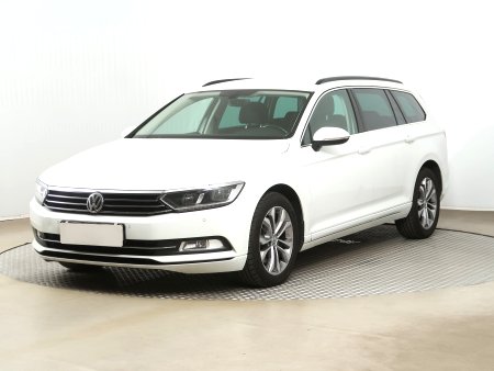 Volkswagen Passat, 2016 - pohled č. 3