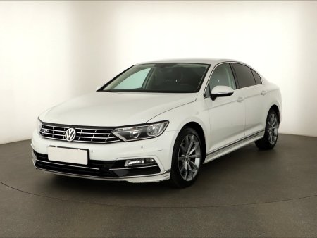 Volkswagen Passat, 2018 - pohled č. 3